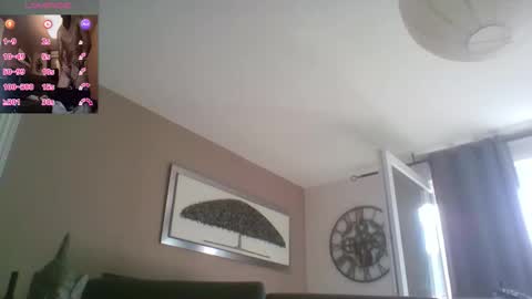 Snapshot of apollonfitx_69 chatting on 10/12/25, 12:48 apollonfitx_69 online show from 10/12/25, 12:48