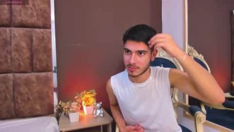 Snapshot of apolo_grayy chatting on 02/21/26, 09:10 Apolo Grayy online show from 02/21/26, 09:10