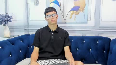   online show from 06/03/26, 01:08