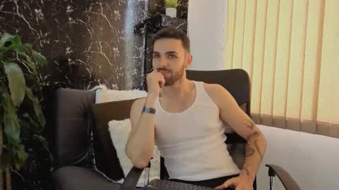 Apolo Lux  online show from 01/09/26, 04:21