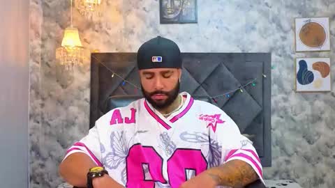 Apolo online show from 12/02/25, 10:27