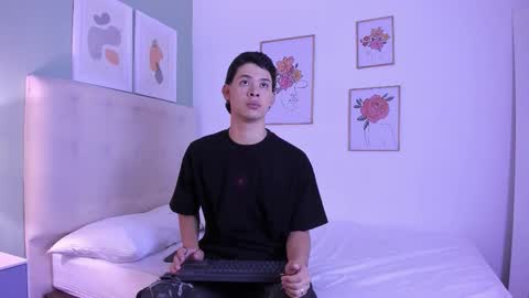 Apolo twink online show from 12/14/25, 07:18