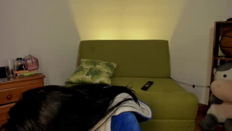 Lola  Apolo online show from 10/02/25, 02:18