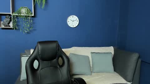 Apolo online show from 03/07/25, 07:16