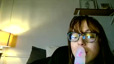 Appalachian Doll online show from 05/28/26, 12:41