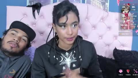 Snapshot of applehot_lr chatting on 03/12/25, 05:24 sofi y kevin online show from 03/12/25, 05:24