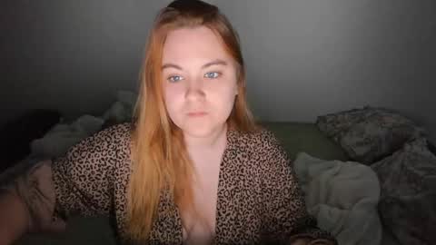appleyummybuns online show from 05/29/26, 05:44