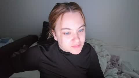 appleyummybuns online show from 06/15/26, 10:28