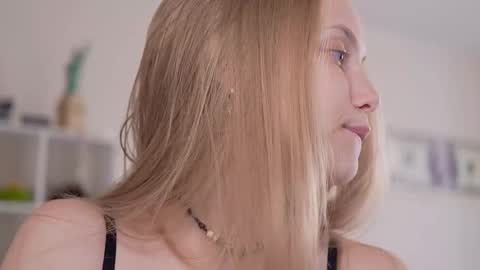  REYNA  my friend   online show from 06/05/26, 03:18