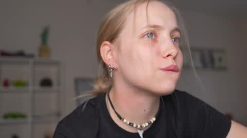  REYNA  next stream is 11h of Feb online show from 03/26/26, 03:06