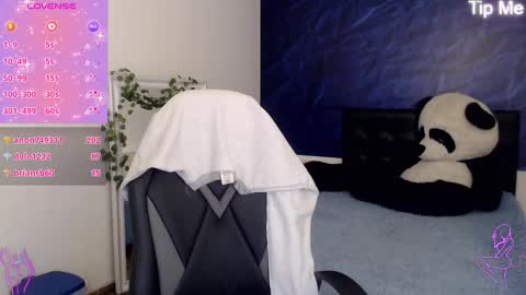  April  online show from 02/03/25, 03:17