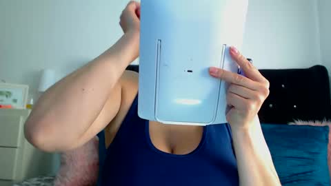 April online show from 03/05/25, 02:45