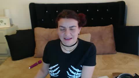 April online show from 09/10/25, 04:51