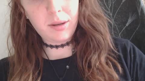 Snapshot of april_kitty chatting on 04/30/26, 02:40 april_kitty online show from 04/30/26, 02:40