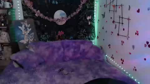 april_l6 online show from 03/05/25, 07:27