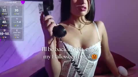 Snapshot of april_nicols chatting on 10/14/25, 12:17 A P R I L online show from 10/14/25, 12:17