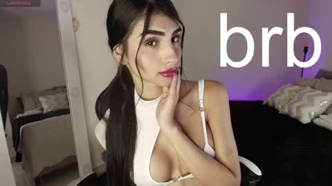 Snapshot of april_scarlett chatting on 05/21/26, 11:56 Scarlett Independent Model online show from 05/21/26, 11:56