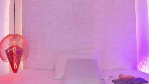 April online show from 03/01/25, 10:34