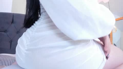 Cris online show from 03/08/25, 03:13