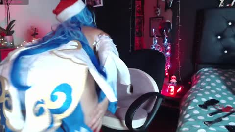 lucy online show from 12/25/24, 07:35