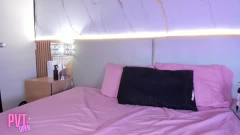 aprilgrey111 online show from 02/10/26, 08:02