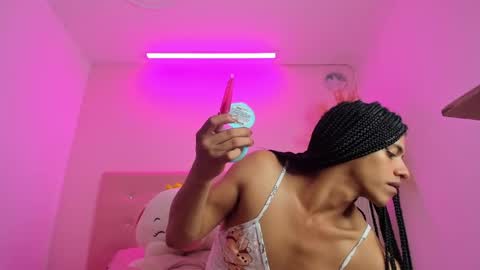 Snapshot of aprill_fox chatting on 02/20/25, 02:13 aprill_fox online show from 02/20/25, 02:13