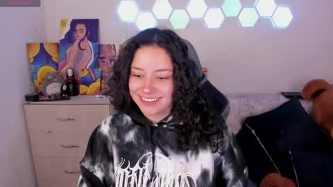 aqua emilly online show from 05/24/26, 11:21