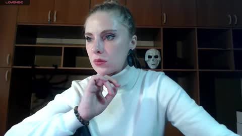 aqualen online show from 11/08/25, 10:37