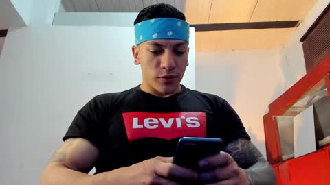 Jonathan online show from 10/04/25, 08:51