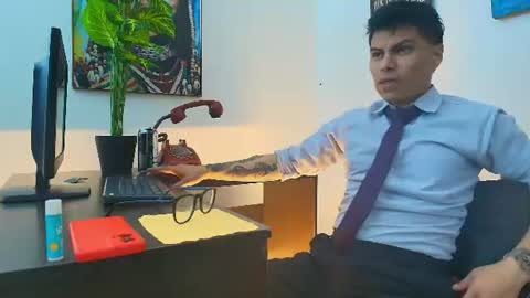 Snapshot of aquilestaylor chatting on 07/04/26, 02:56 aquilestaylor online show from 07/04/26, 02:56