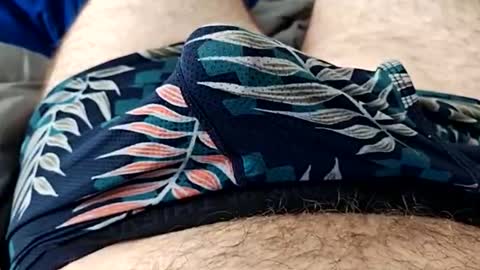 aqxz1010 online show from 12/22/25, 02:14