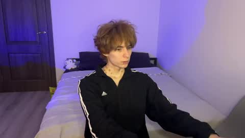 Snapshot of ar1zze chatting on 04/02/26, 01:42 zik and kris online show from 04/02/26, 01:42