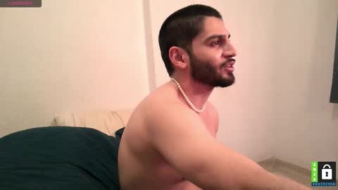 Snapshot of arab_b chatting on 02/21/26, 03:13 Thiago online show from 02/21/26, 03:13