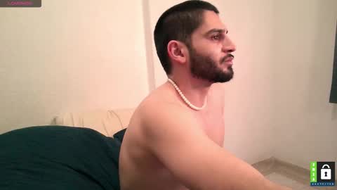 Snapshot of arab_b chatting on 02/26/26, 08:19 Thiago online show from 02/26/26, 08:19