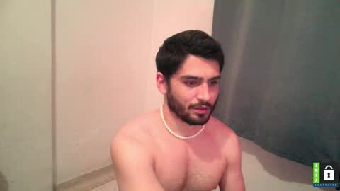 Snapshot of arab_b chatting on 03/27/26, 05:24 Thiago online show from 03/27/26, 05:24