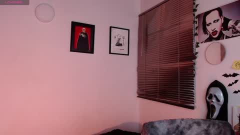 Snapshot of arabella_stone chatting on 01/25/25, 05:29 Arabella online show from 01/25/25, 05:29