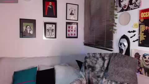 Snapshot of arabella_stone chatting on 02/21/25, 02:50 Arabella online show from 02/21/25, 02:50