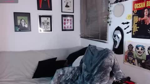 Snapshot of arabella_stone chatting on 03/09/25, 01:14 Arabella online show from 03/09/25, 01:14