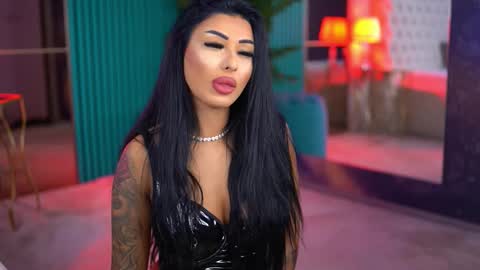 arabellaposh online show from 10/24/25, 06:43