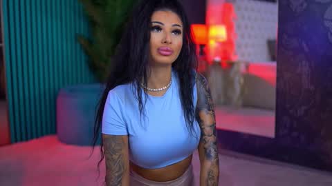 arabellaposh online show from 11/25/25, 06:13