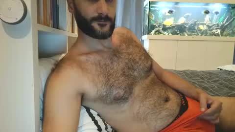 hairycub online show from 12/25/24, 09:24