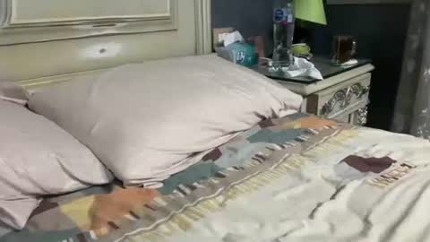 Snapshot of arabman991 chatting on 09/23/25, 12:13 Egyptian Man online show from 09/23/25, 12:13