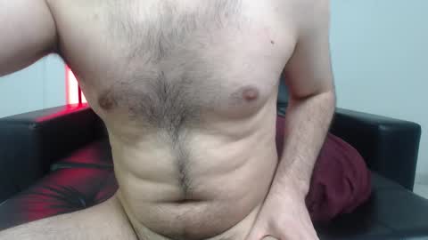 Snapshot of araboys chatting on 10/22/25, 08:47 Youssef Alkhoury online show from 10/22/25, 08:47