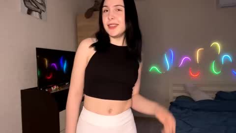 Emi online show from 04/15/26, 04:03