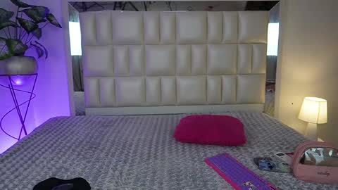   online show from 12/18/24, 07:04