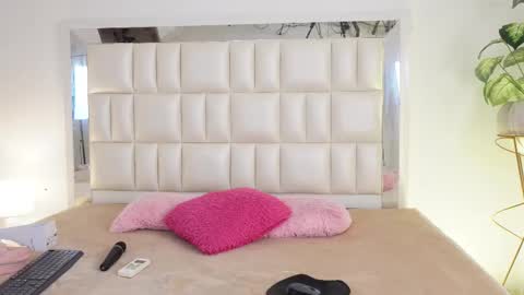   online show from 02/25/25, 05:19