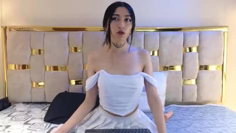 Aranza.  online show from 01/10/26, 03:52