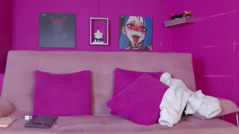 Aranza online show from 11/25/25, 12:27