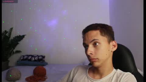 Snapshot of archi_love chatting on 02/22/25, 07:45 ARCHIBALDO online show from 02/22/25, 07:45