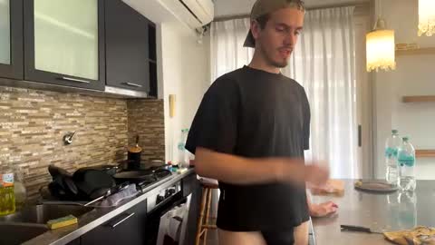 Snapshot of archievirt chatting on 11/08/25, 08:51 Archie online show from 11/08/25, 08:51